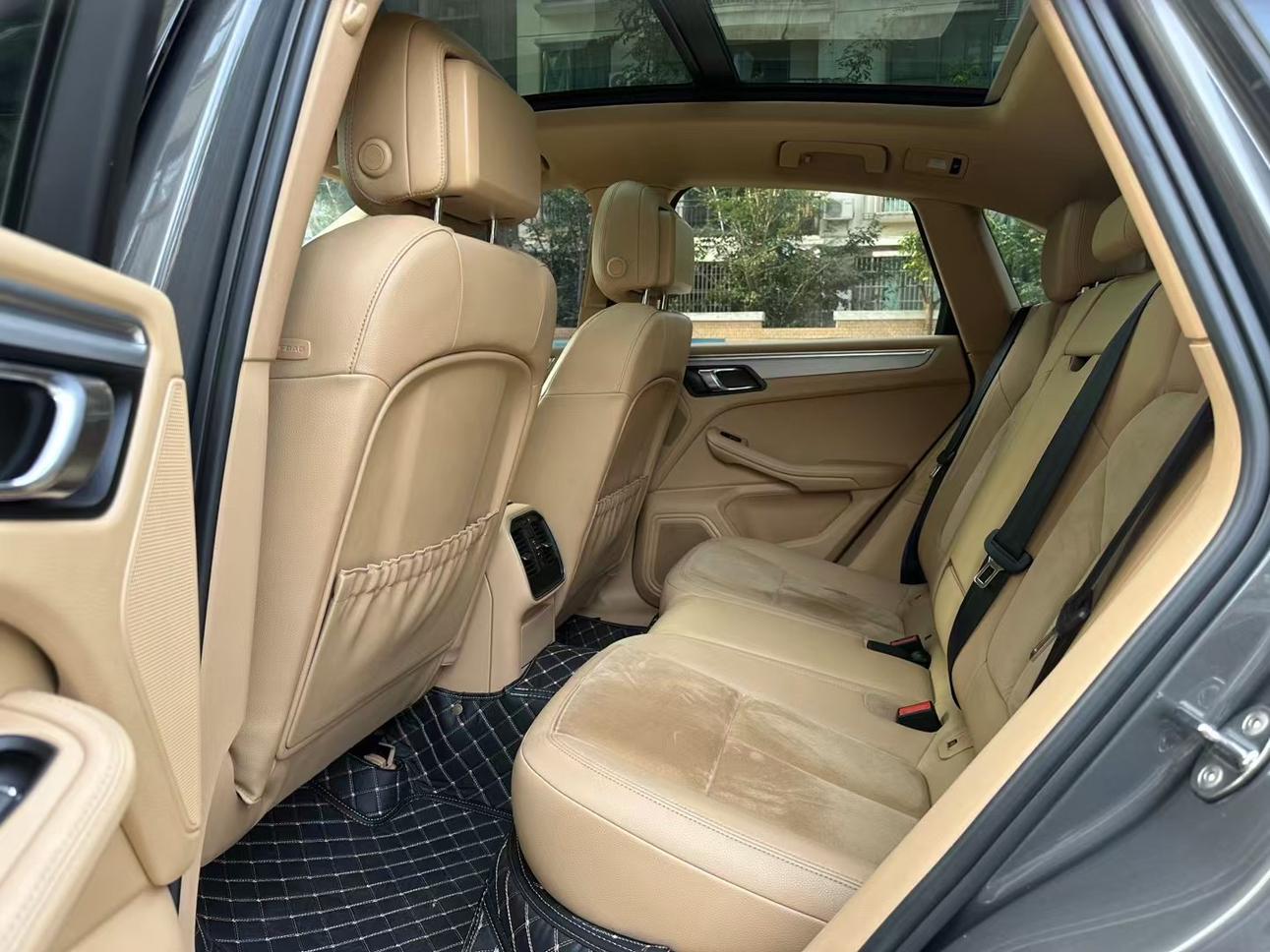 Porsche Macan 2015 thumb 7