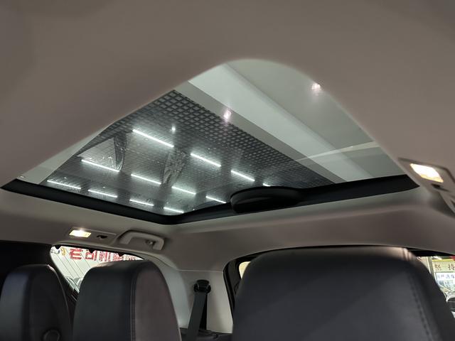 Land Rover Discovery 2020 thumb 10