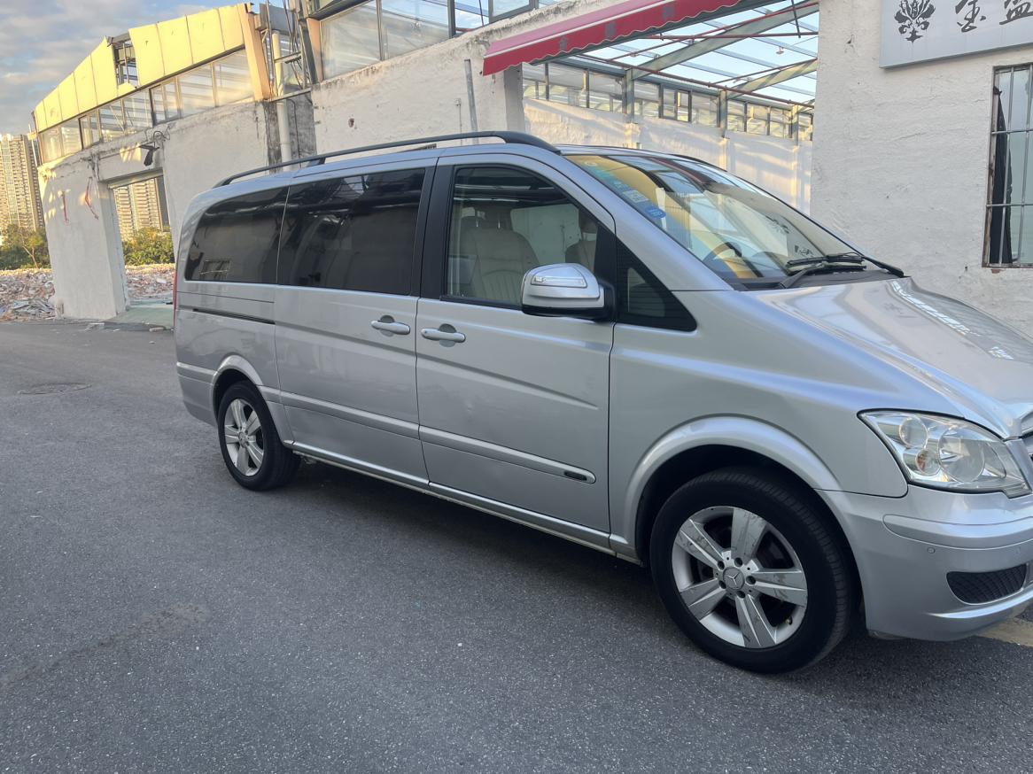 Mercedes-Benz V-Class 2012 thumb 2