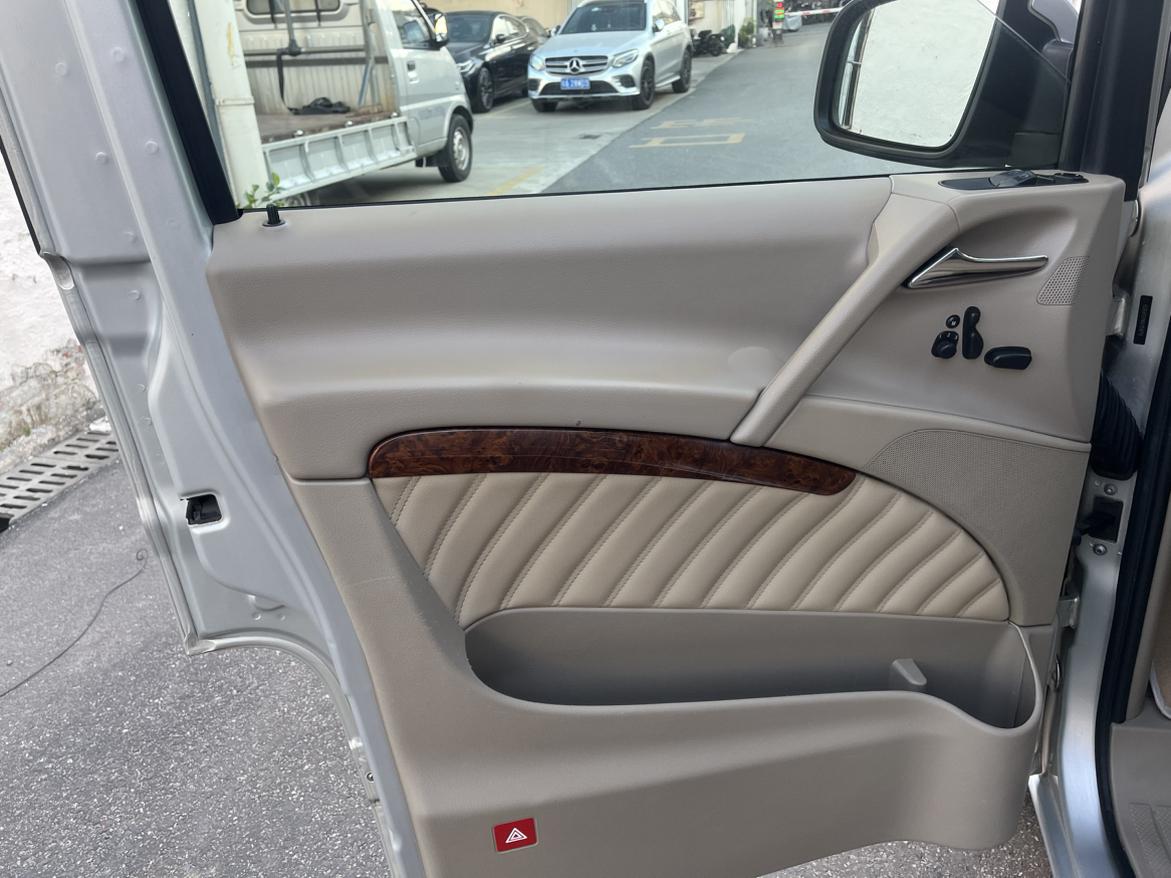 Mercedes-Benz V-Class 2012 thumb 4