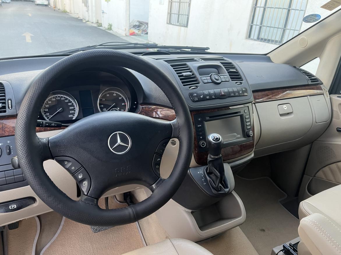 Mercedes-Benz V-Class 2012 thumb 7