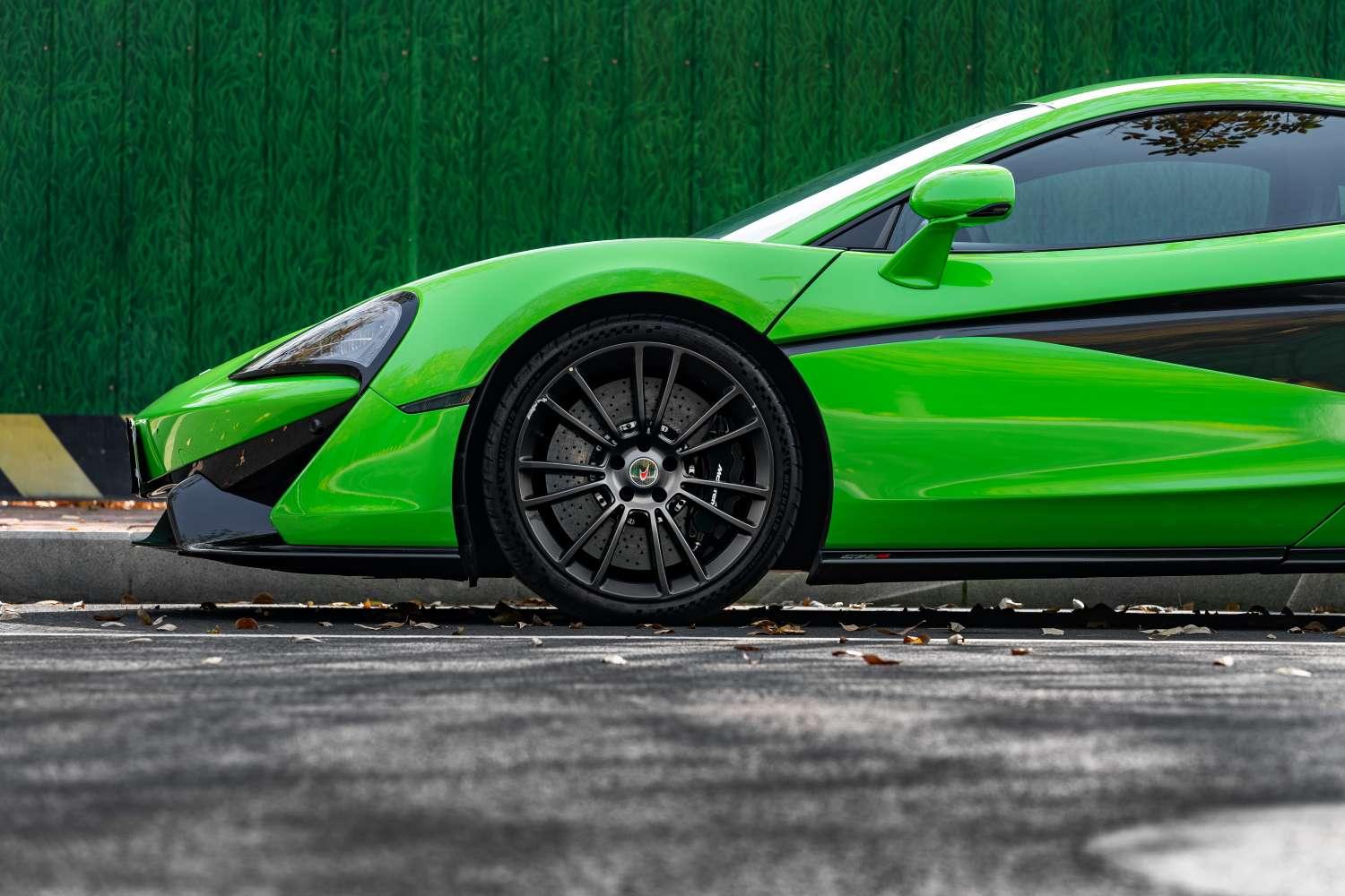 McLaren 570S 2016 thumb 6