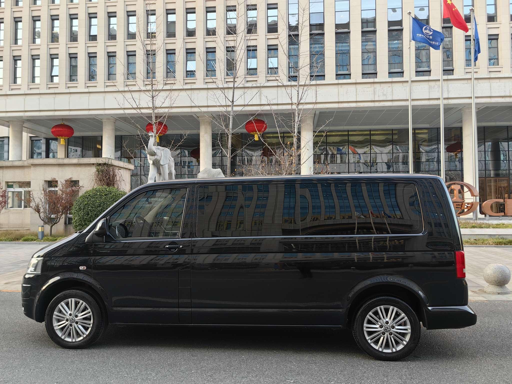 Volkswagen Caravelle 2016 thumb 2