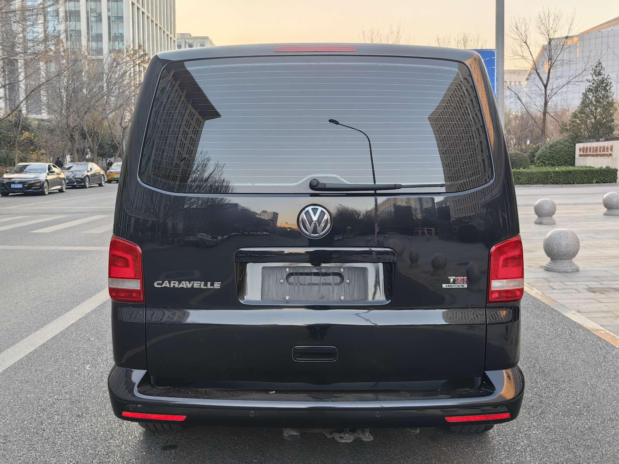 Volkswagen Caravelle 2016 thumb 4