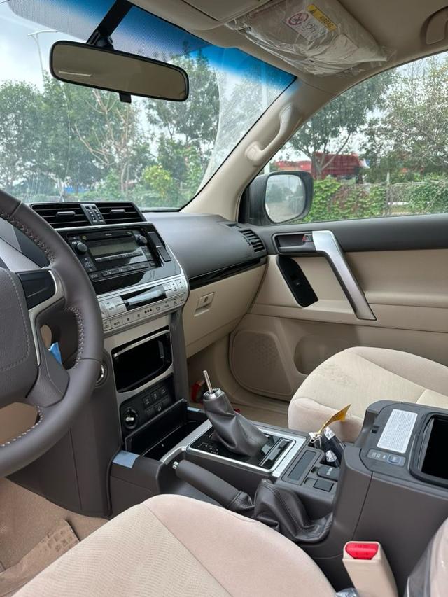 Toyota Land Cruiser Prado 2023 thumb 4