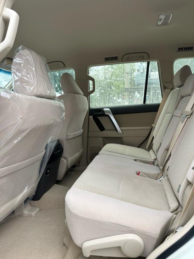 Toyota Land Cruiser Prado 2023 thumb 6