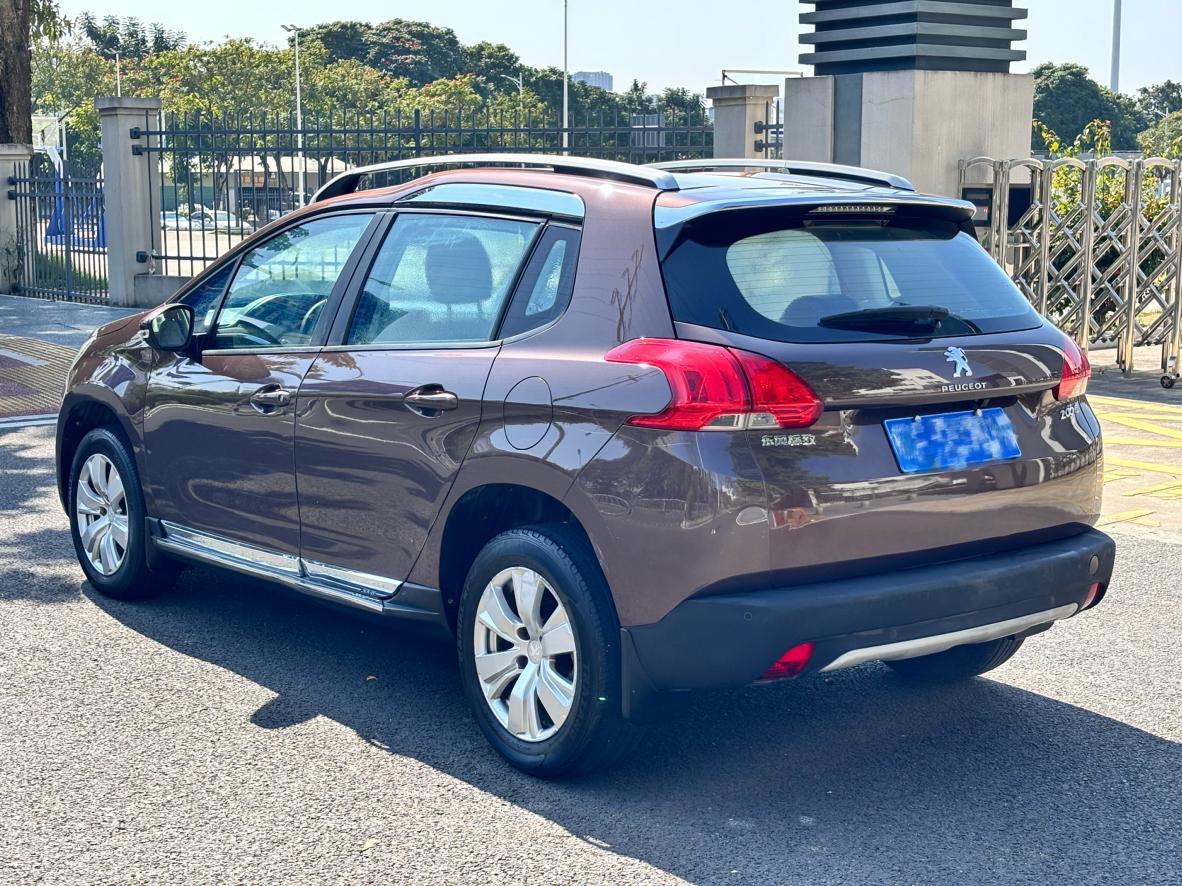 Peugeot 2008 2015 thumb 3