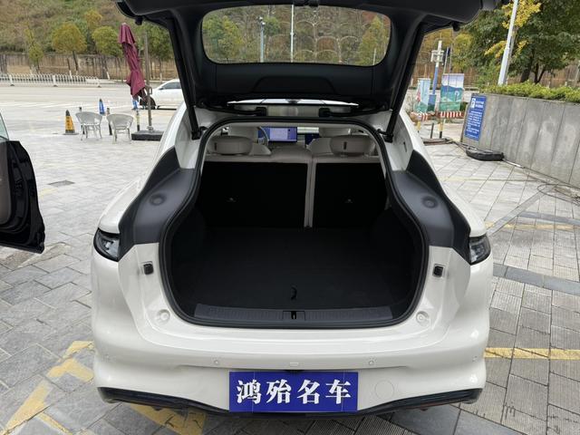 IM Motors (Zhiji) LS6 2026 thumb 7