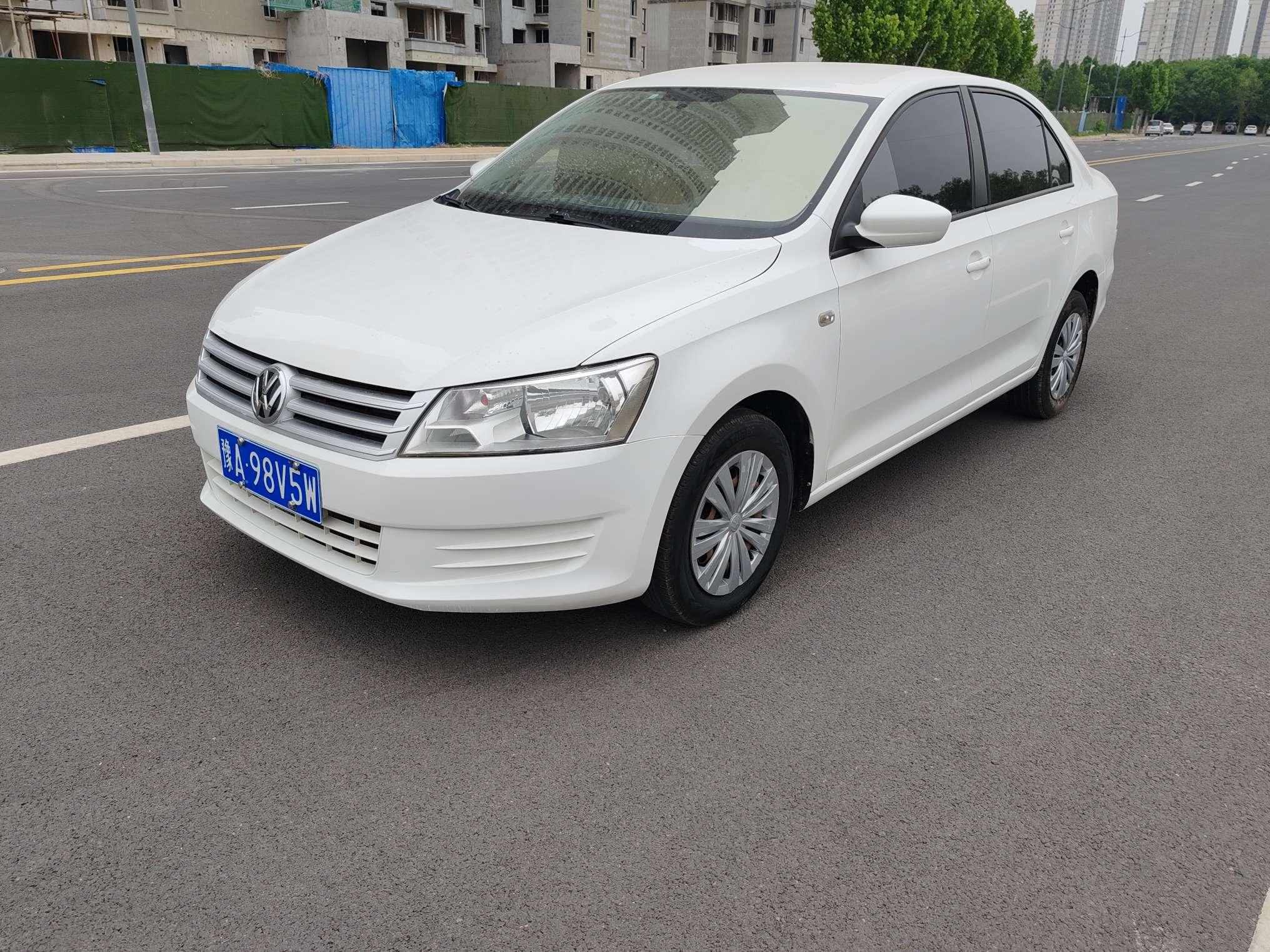 Volkswagen Santana 2016 thumb 8