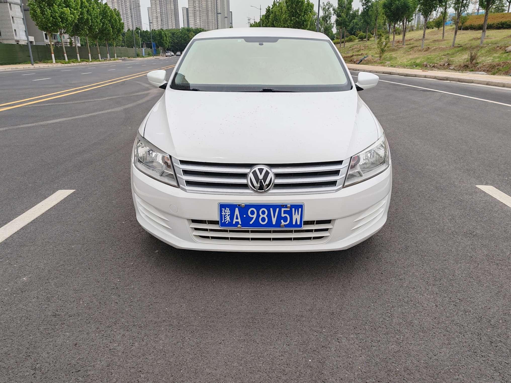 Volkswagen Santana 2016 thumb 9
