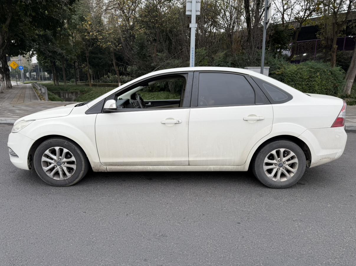 Ford Focus ST 2014 thumb 2