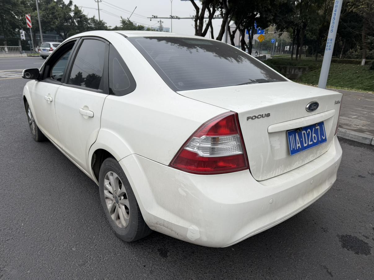 Ford Focus ST 2014 thumb 3