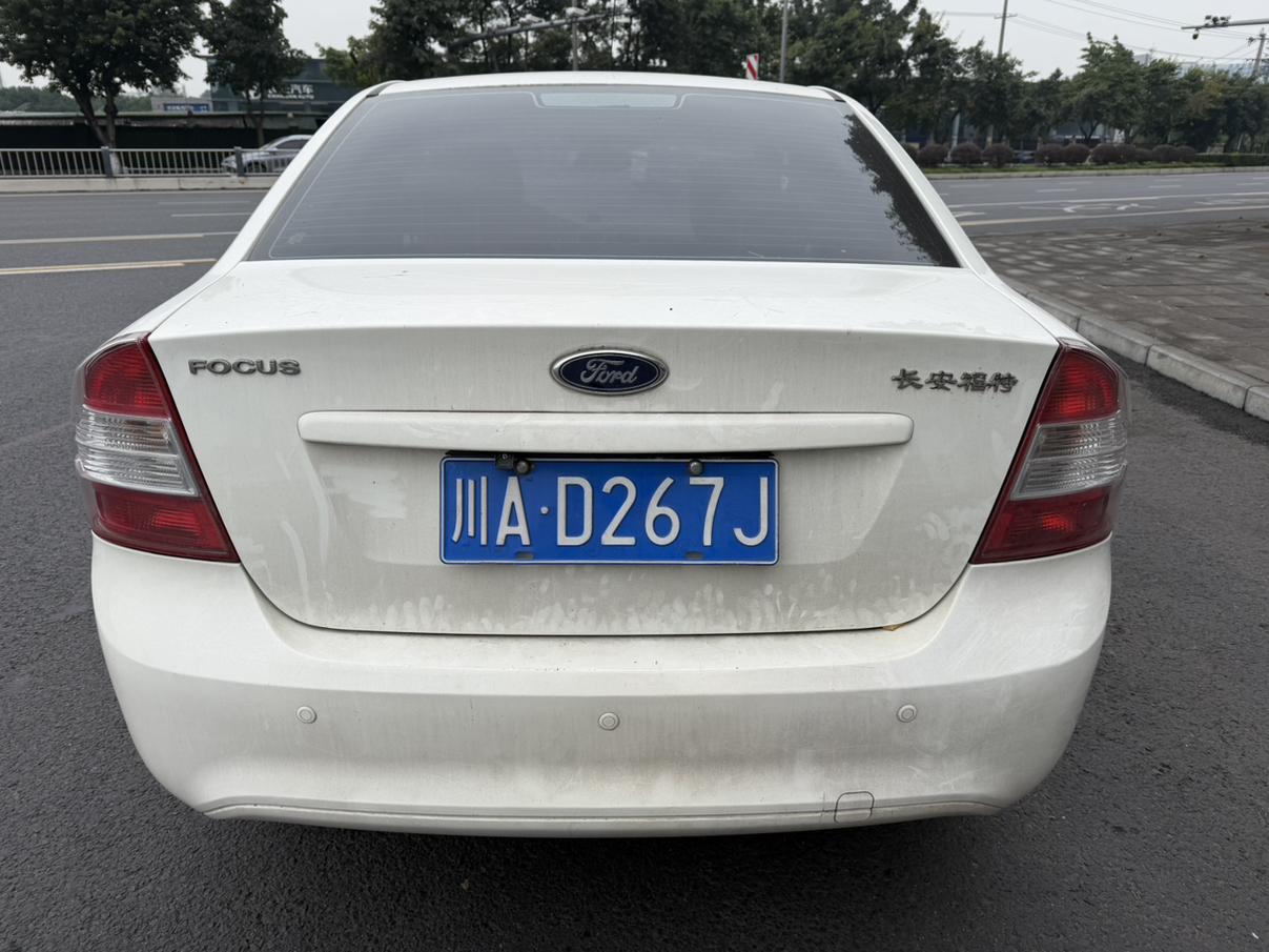 Ford Focus ST 2014 thumb 4