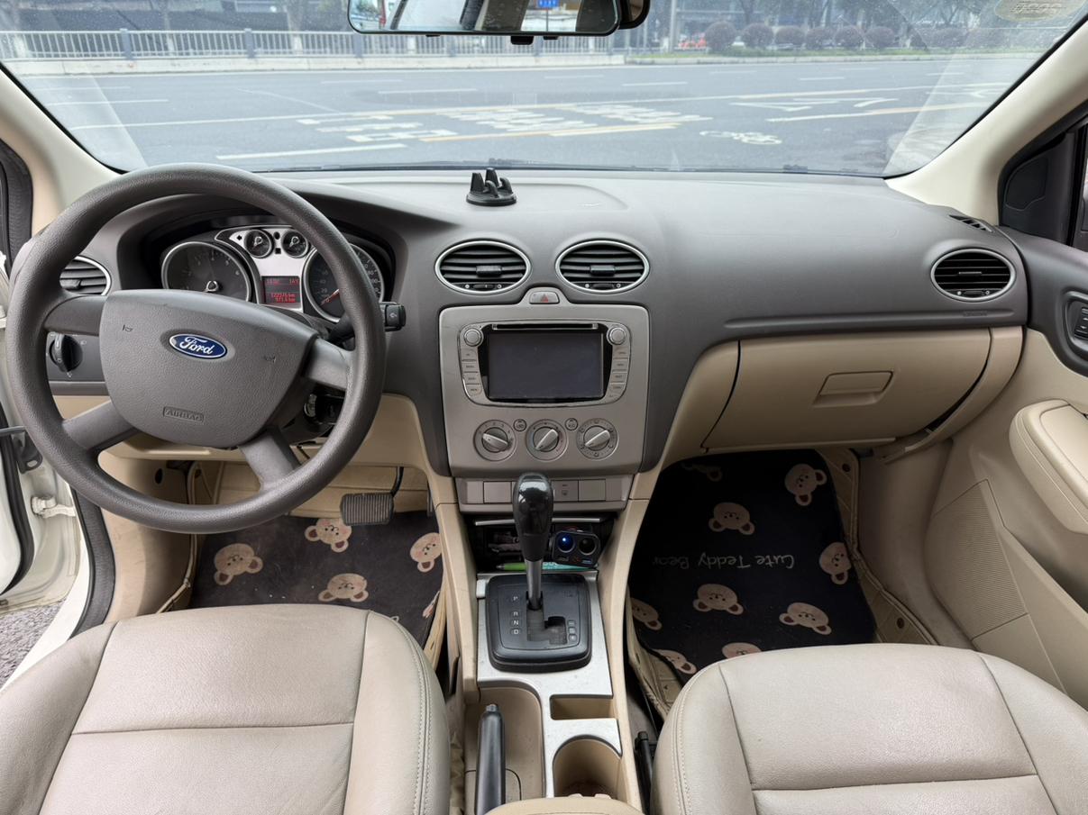 Ford Focus ST 2014 thumb 7