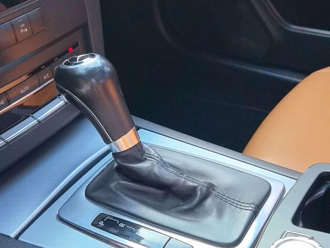 Mercedes-Benz E-Class 2013 thumb 10