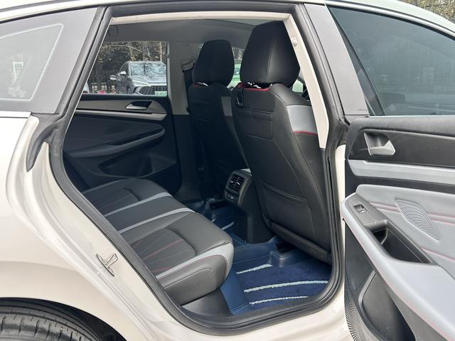 Volkswagen Lamando 2022 thumb 8
