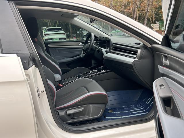 Volkswagen Lamando 2022 thumb 9