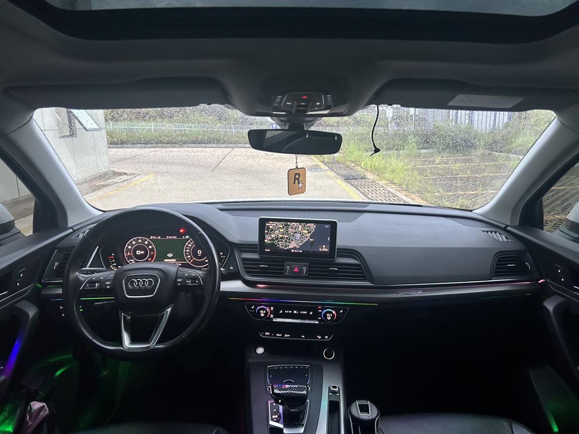 Audi Q5 2019 thumb 4