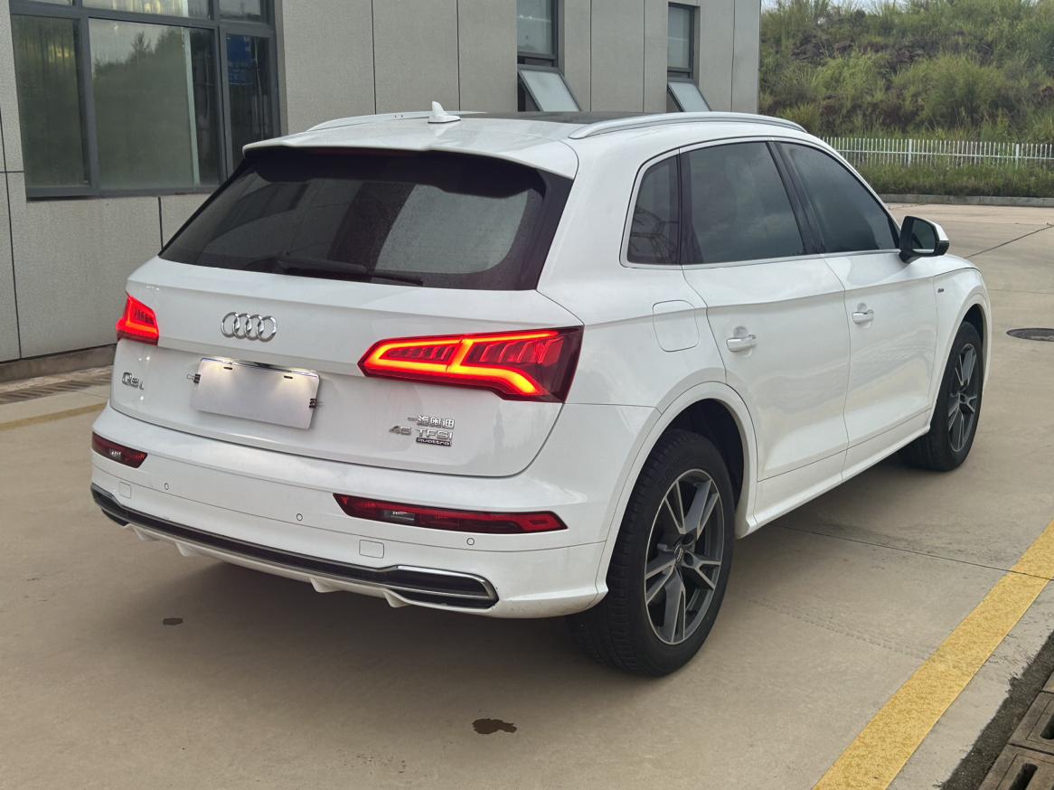 Audi Q5 2019 thumb 11