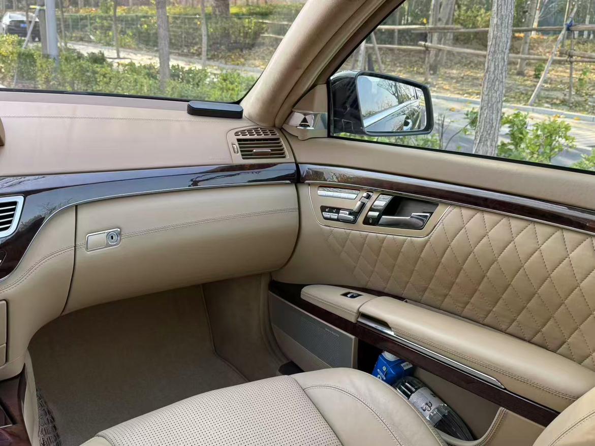 Mercedes-Benz S-Class 2015 thumb 8