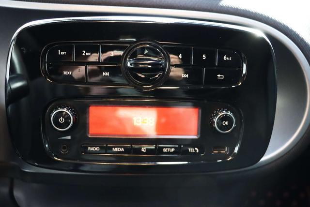 Smart Fortwo 2017 thumb 9