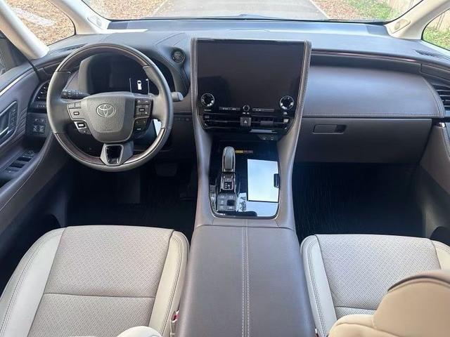 Toyota Alphard 2026 thumb 3