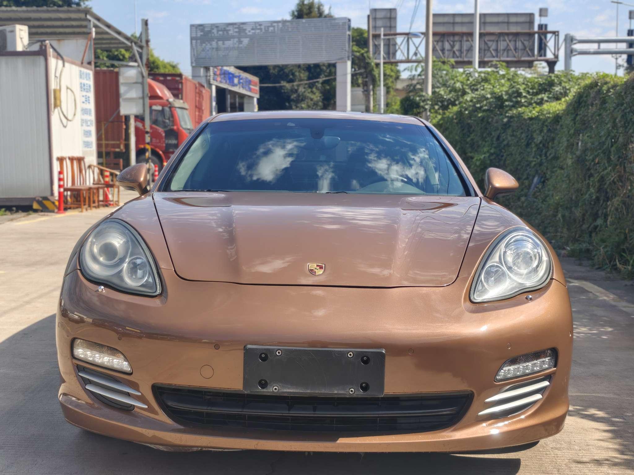 Porsche Panamera 2012 thumb 12