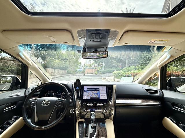 Toyota Vellfire 2021 thumb 3