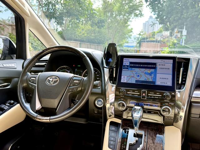 Toyota Vellfire 2021 thumb 7