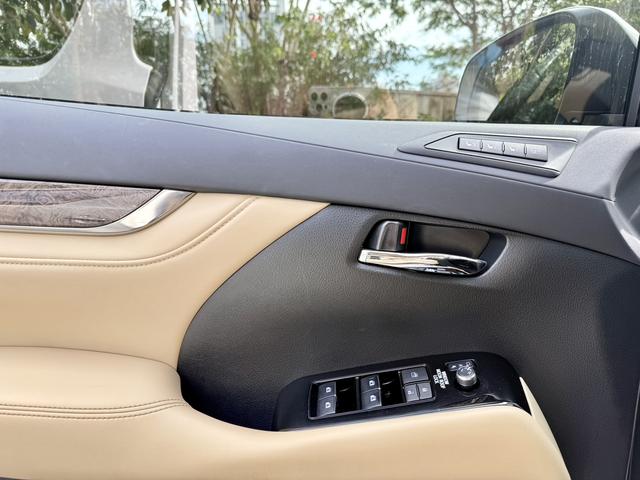 Toyota Vellfire 2021 thumb 10