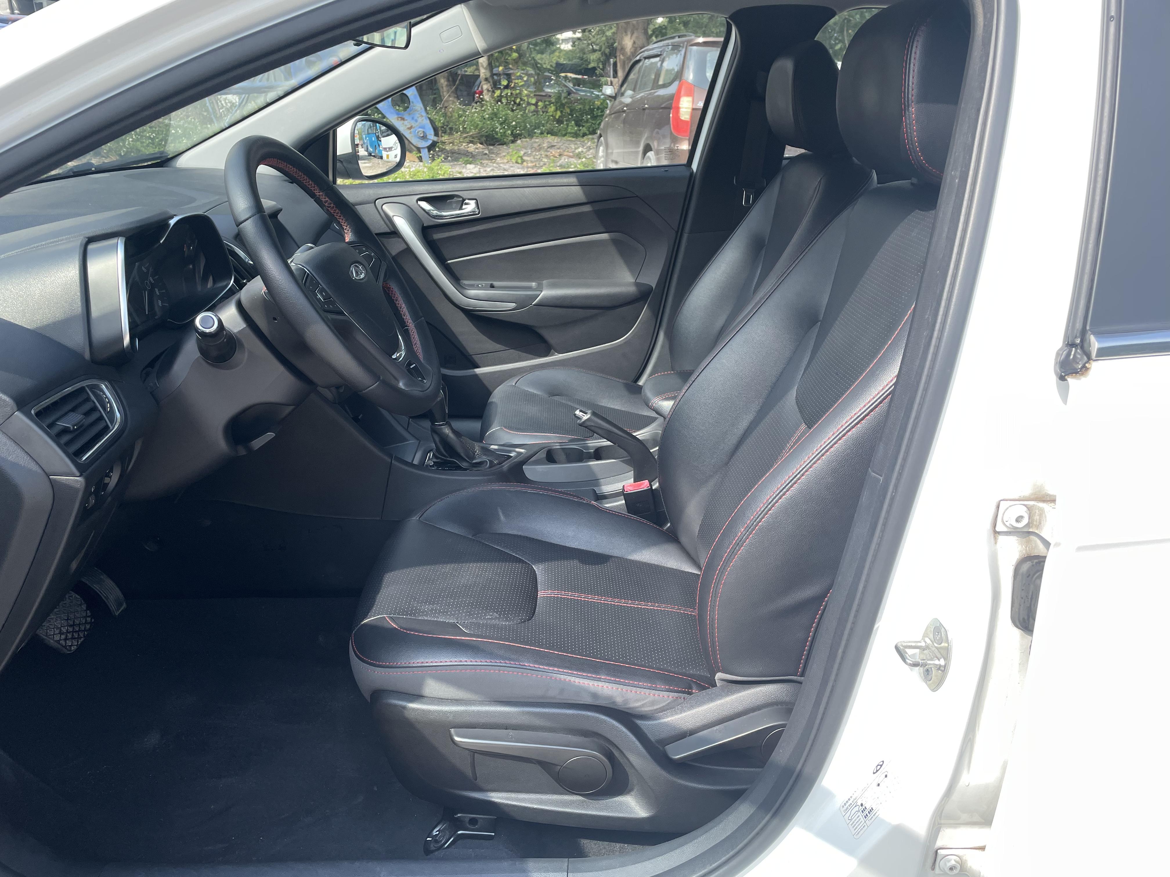 Chery Arrizo 5 2018 thumb 10