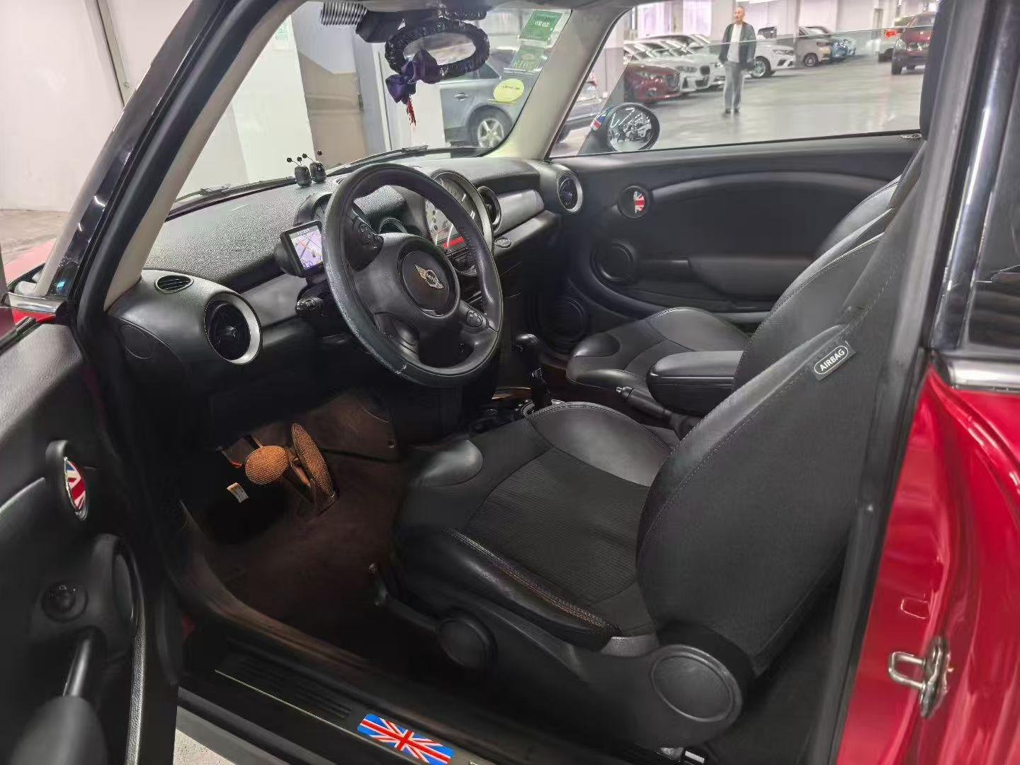 Mini Hatch 2014 thumb 6