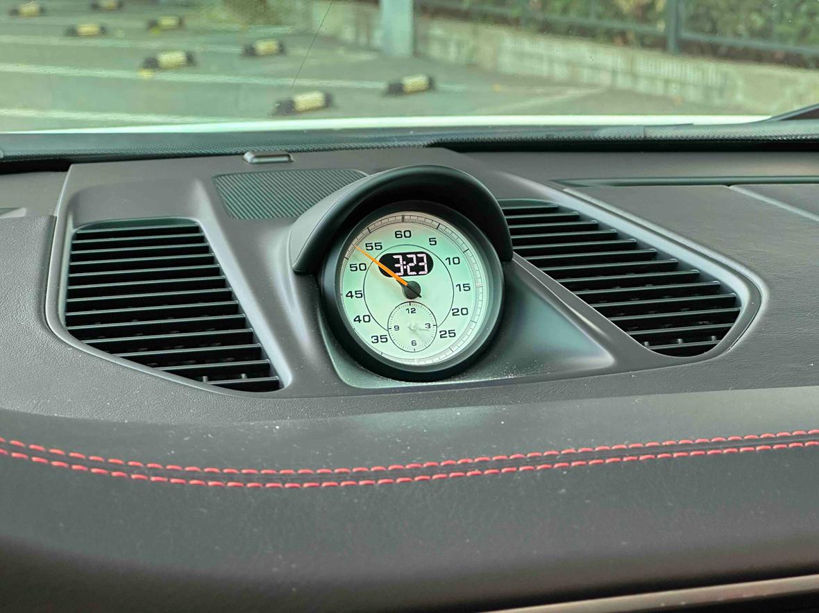 Porsche 911 2019 thumb 12