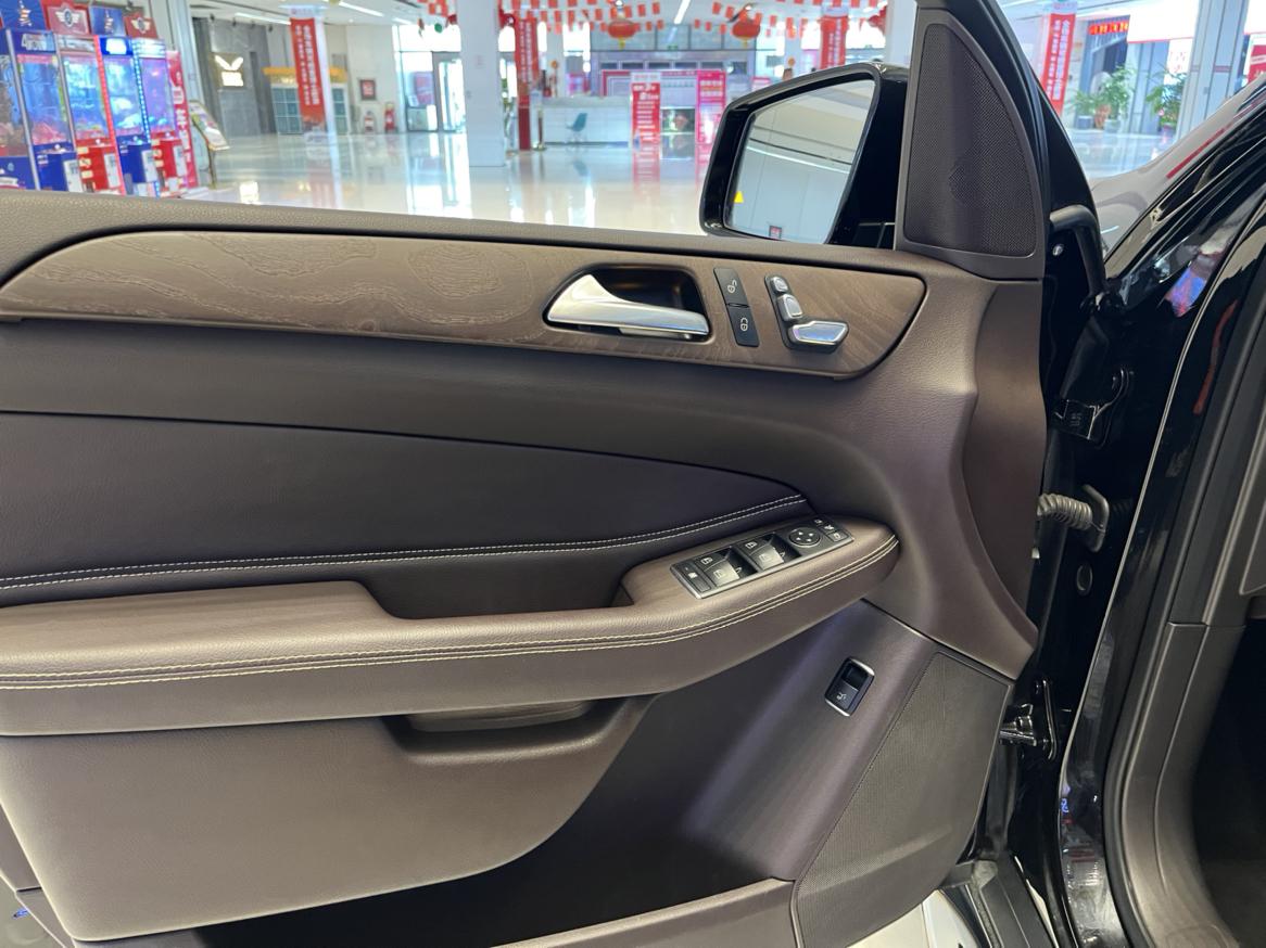 Mercedes-Benz GLE 2016 thumb 7
