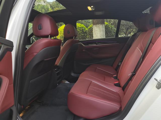BMW 5 серии 2022 thumb 10