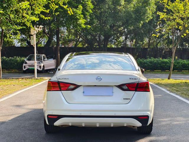 Nissan Altima 2021 thumb 5