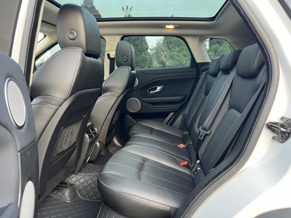 Land Rover Range Rover Velar 2017 thumb 8