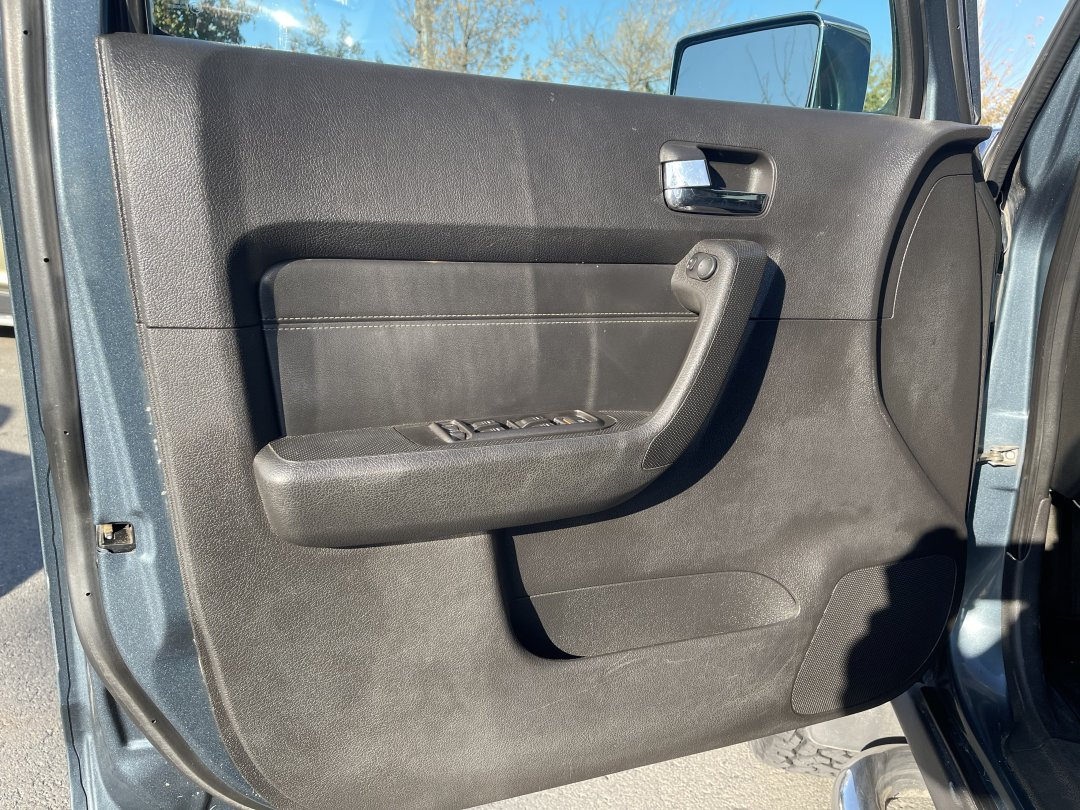 Hummer H3 2006 thumb 6