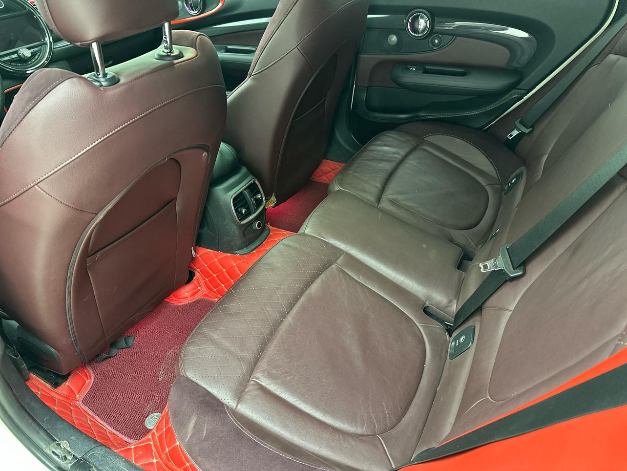 Mini Clubman 2018 thumb 10