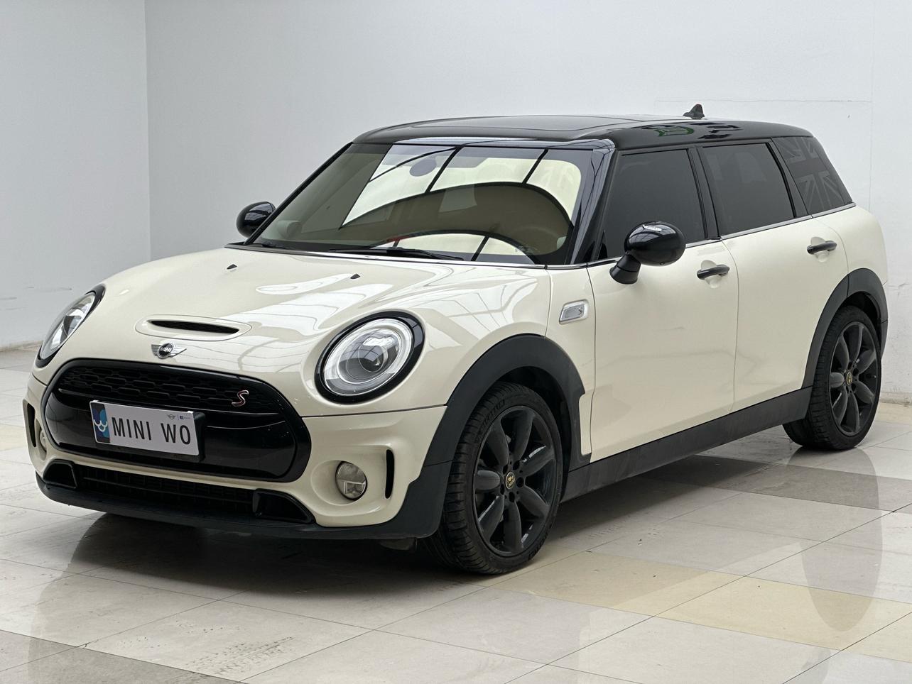 Mini Clubman 2018 thumb 11