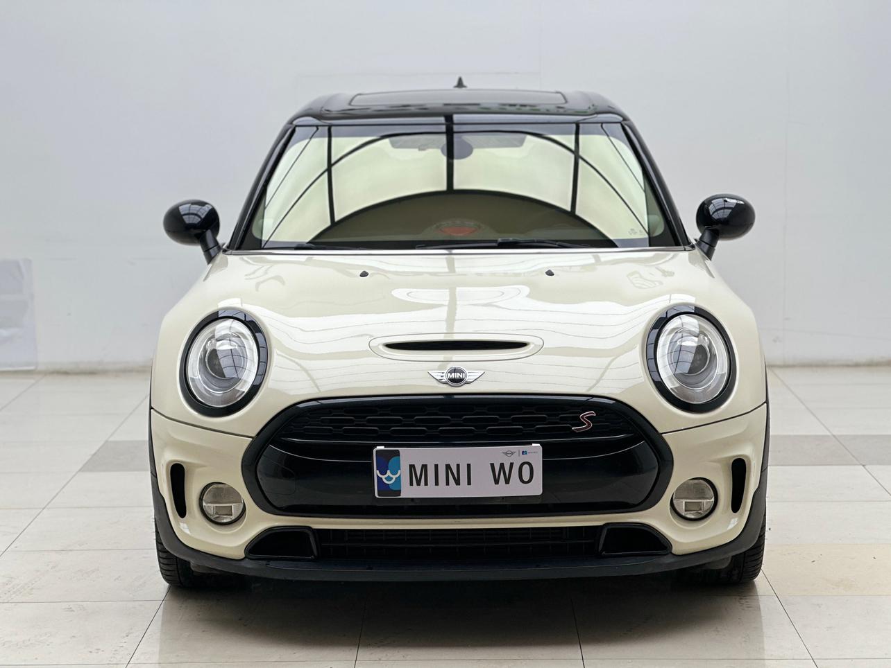 Mini Clubman 2018 thumb 12