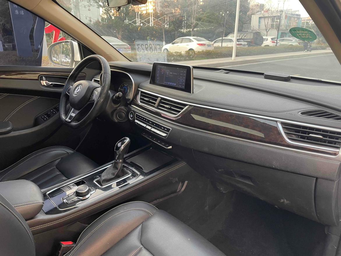 Dongfeng Fengon 580 2019 thumb 6