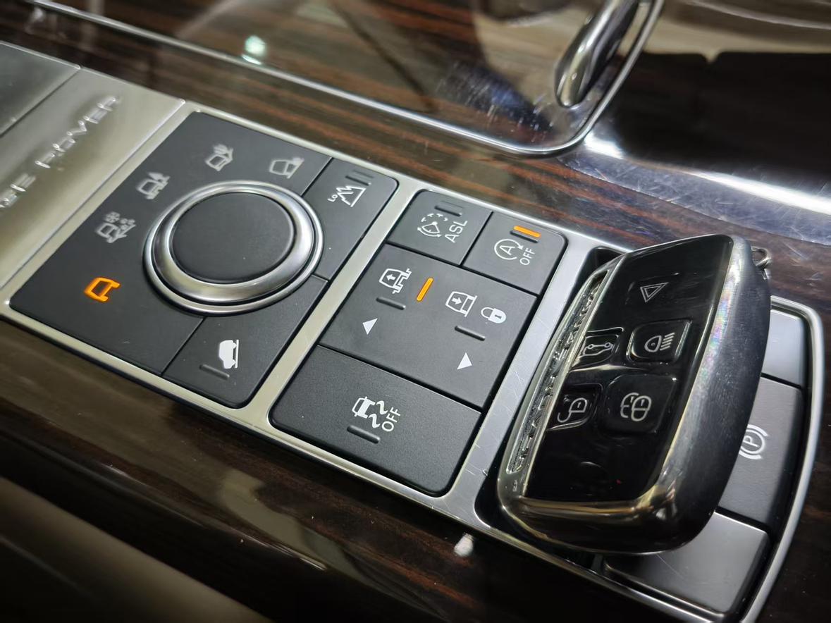 Land Rover Range Rover 2016 thumb 8