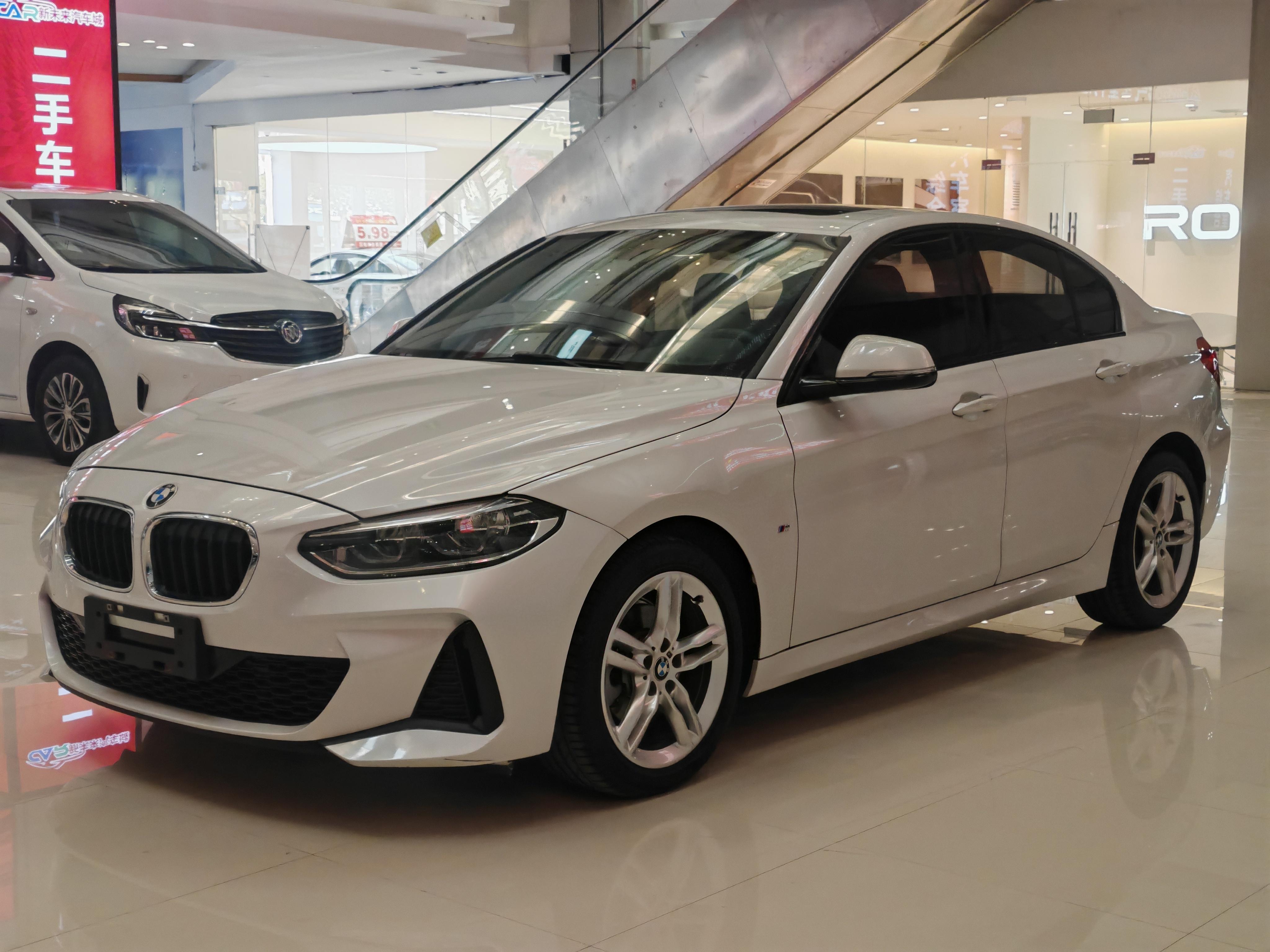 BMW 1 серии 2019 thumb 8