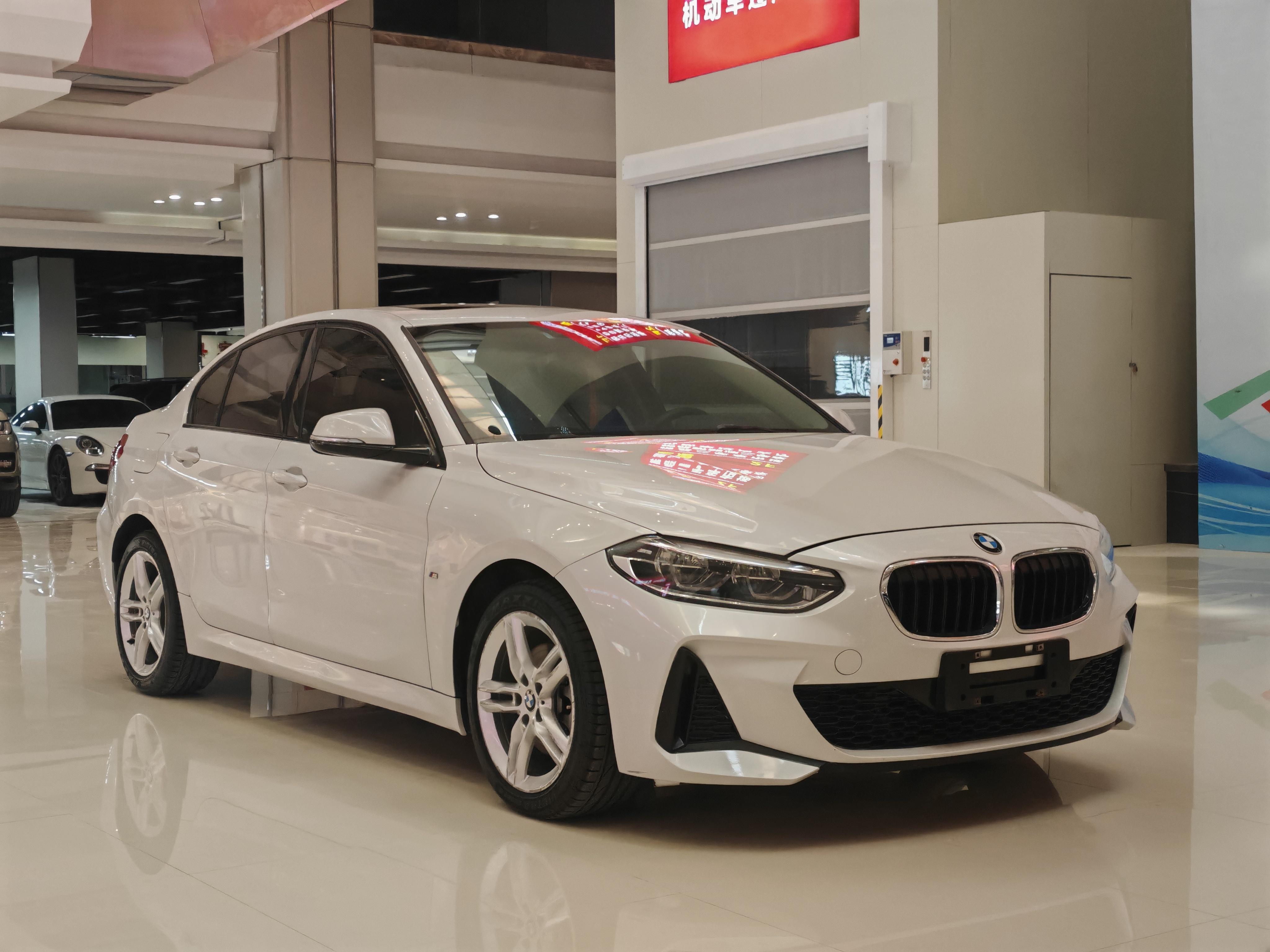 BMW 1 серии 2019 thumb 10