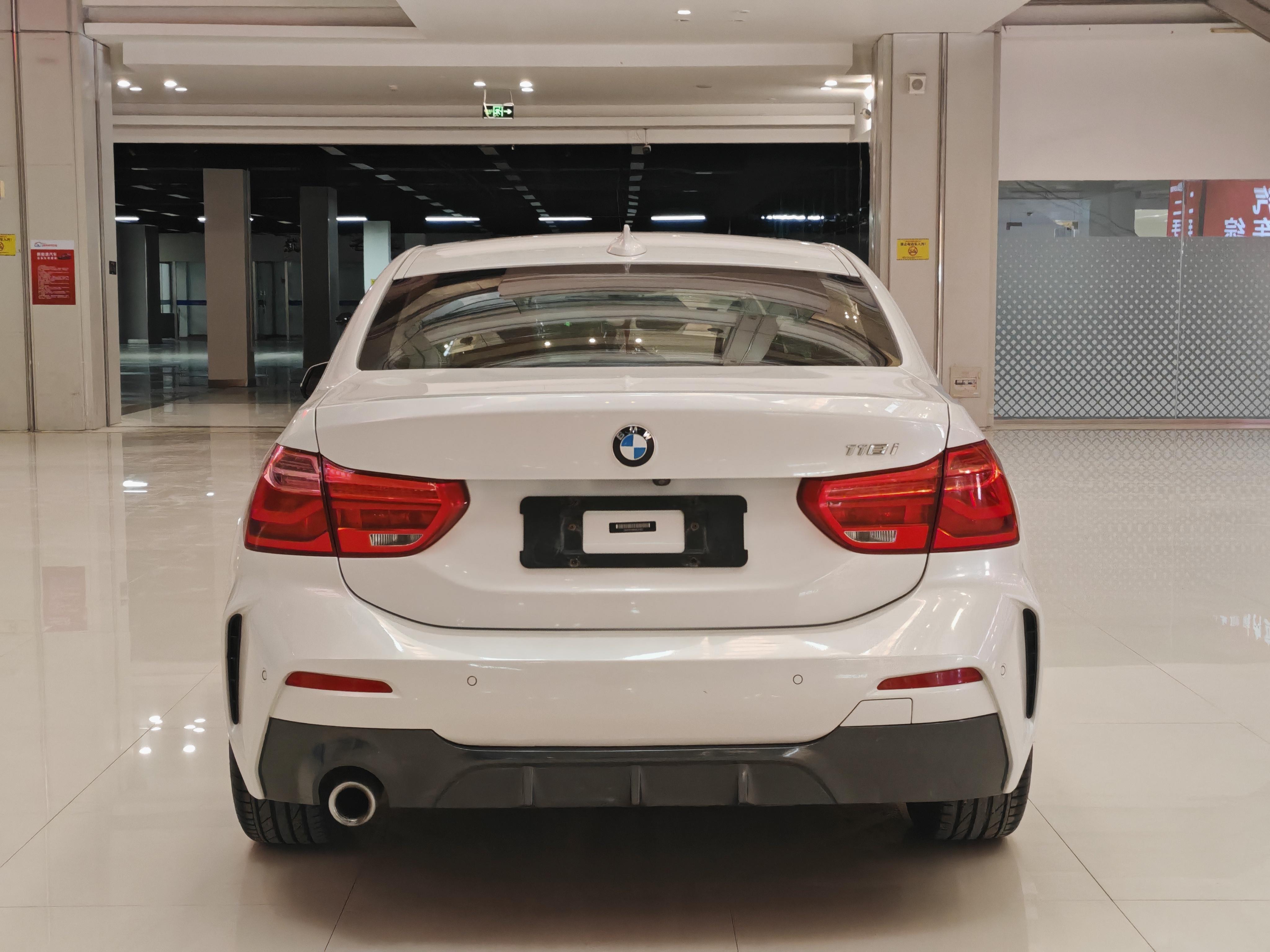 BMW 1 серии 2019 thumb 11