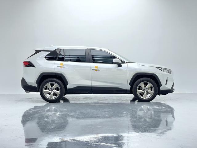 Toyota RAV4 2022 thumb 5