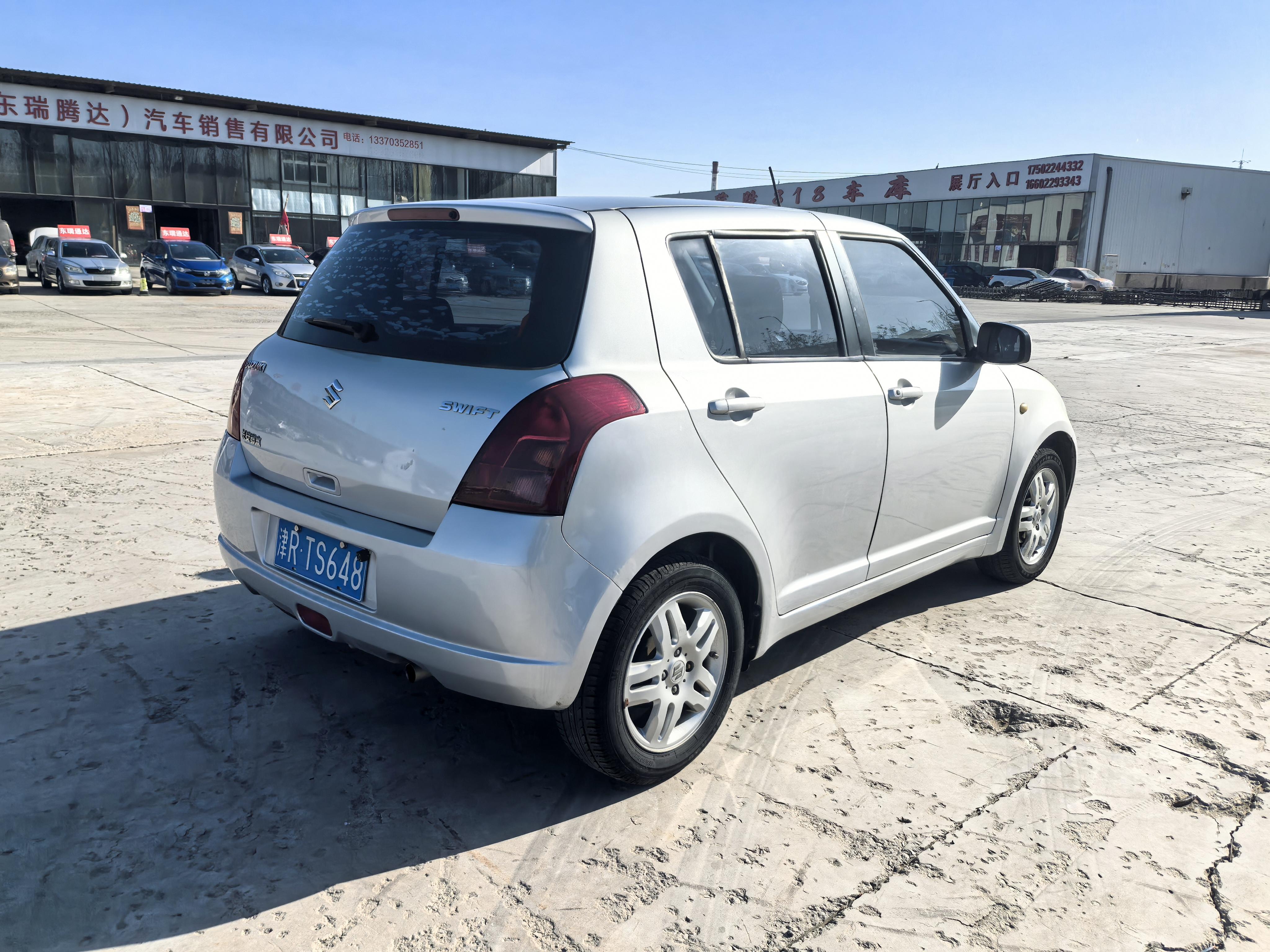 Suzuki SX4 2010 thumb 5