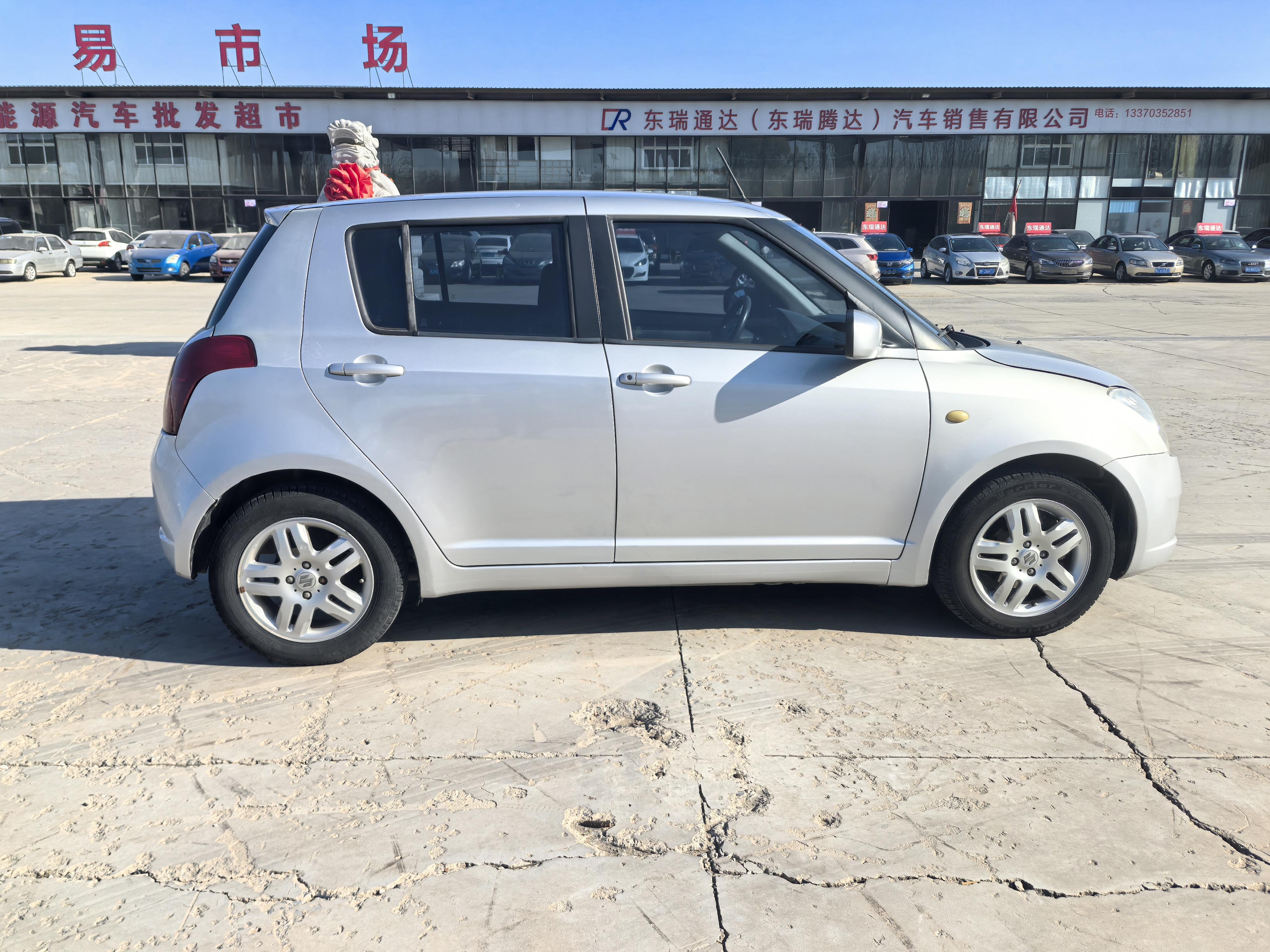 Suzuki SX4 2010 thumb 6