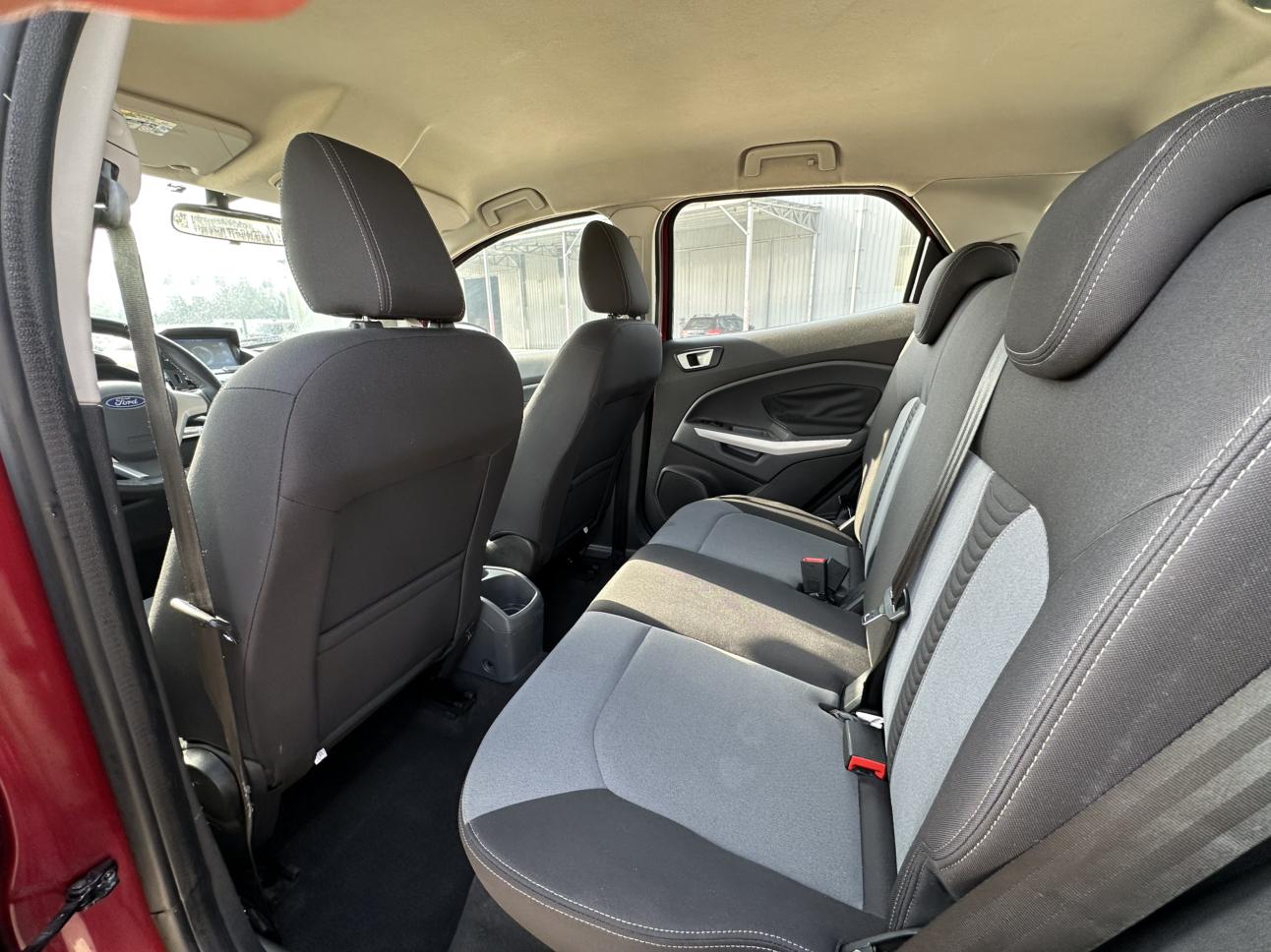 Ford EcoSport 2015 thumb 7